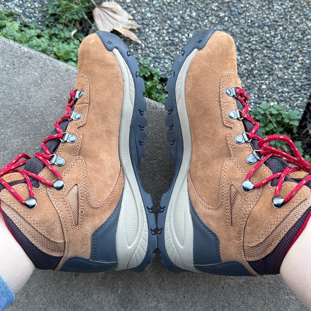 COLUMBIA Newton Ridge Waterproof Hiking Boots NWOB Size 7.5 - Picture 13 of 15